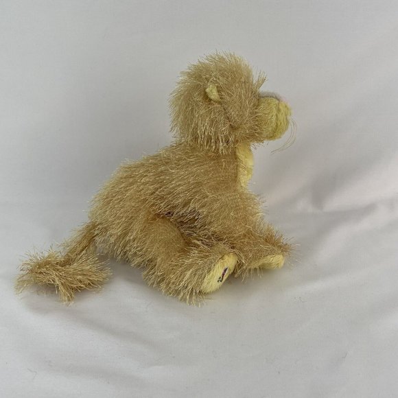 Ganz Webkins Lioness 9” Plush Yellow Lion Eyelash Fur Stuffed Animal Toy No Code - Picture 2 of 8